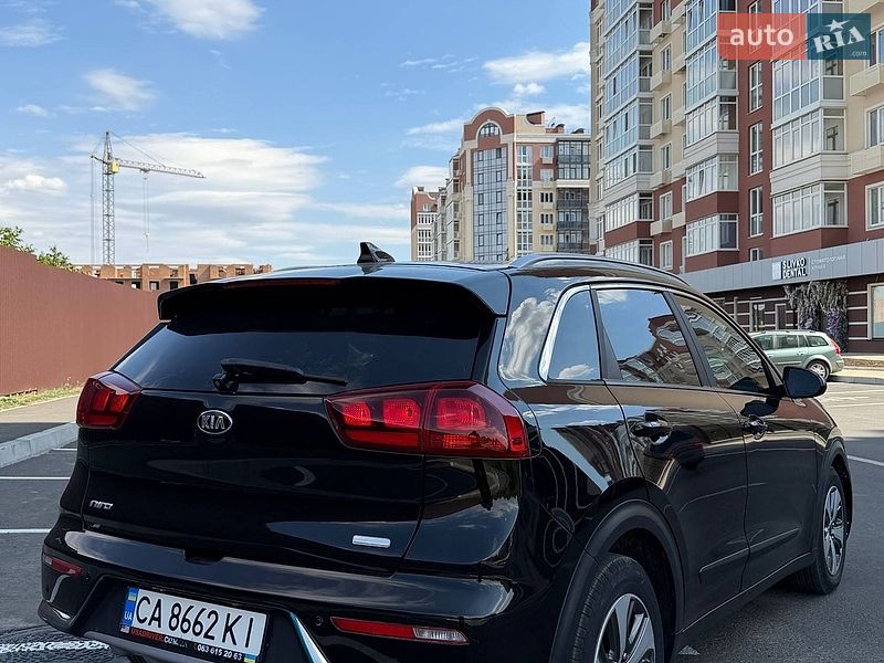 Внедорожник / Кроссовер Kia Niro 2018 в Киеве
