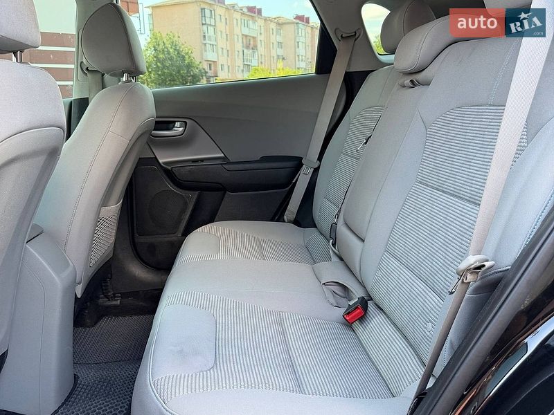 Внедорожник / Кроссовер Kia Niro 2018 в Киеве