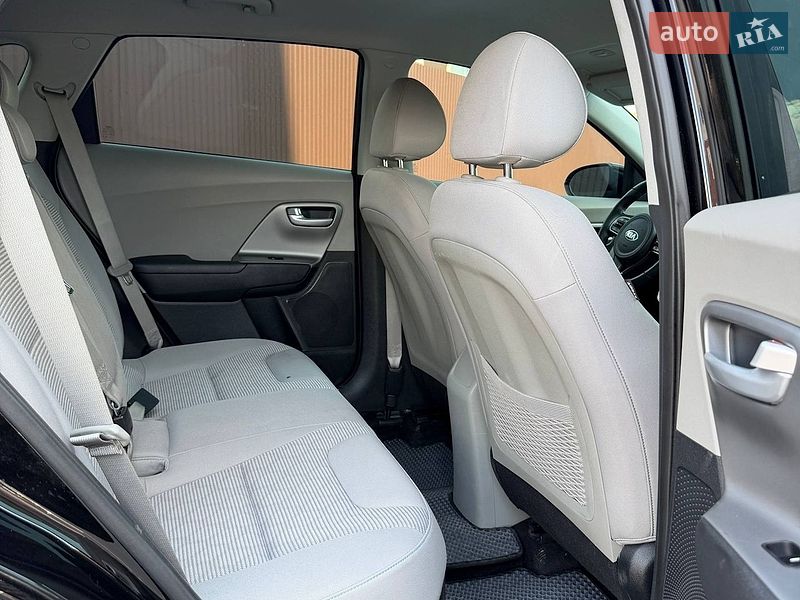 Внедорожник / Кроссовер Kia Niro 2018 в Киеве