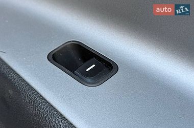 Внедорожник / Кроссовер Kia Niro 2018 в Киеве
