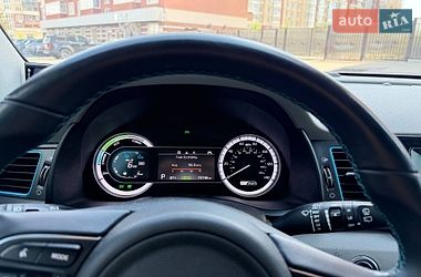 Внедорожник / Кроссовер Kia Niro 2018 в Киеве