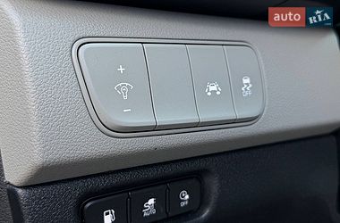 Внедорожник / Кроссовер Kia Niro 2018 в Киеве