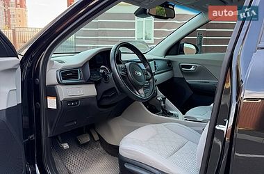 Внедорожник / Кроссовер Kia Niro 2018 в Киеве
