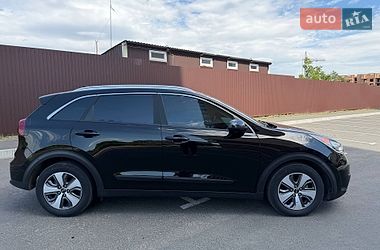 Внедорожник / Кроссовер Kia Niro 2018 в Киеве
