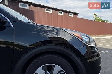 Внедорожник / Кроссовер Kia Niro 2018 в Киеве