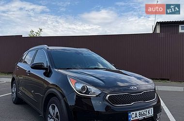 Внедорожник / Кроссовер Kia Niro 2018 в Киеве