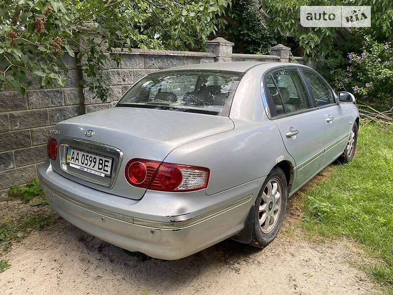 Седан Kia Opirus 2005 в Киеве