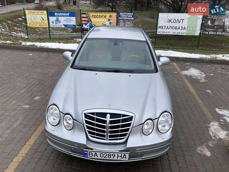 Седан Kia Opirus 2005 в Кропивницькому