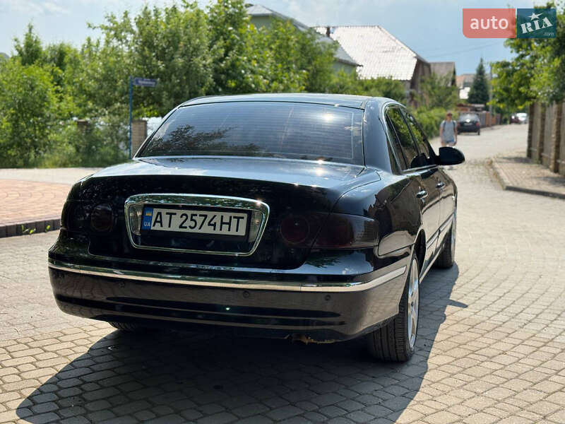 Седан Kia Opirus 2006 в Ивано-Франковске