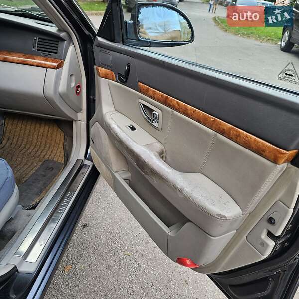 Седан Kia Opirus 2006 в Киеве