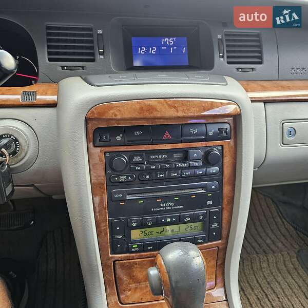 Седан Kia Opirus 2006 в Киеве