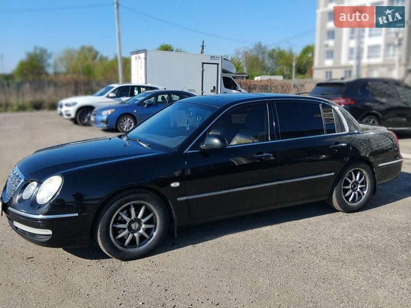 Седан Kia Opirus 2009 в Крюківщині