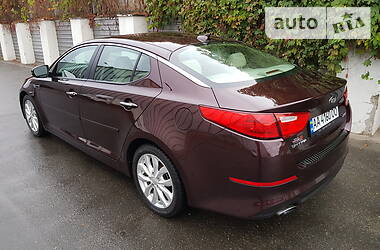 Седан Kia Optima 2014 в Киеве