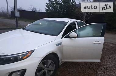 Седан Kia Optima 2015 в 