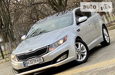 Седан Kia Optima 2012 в Одессе