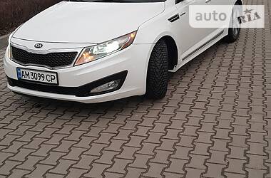 Седан Kia Optima 2013 в Житомирі