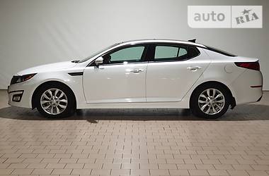 Седан Kia Optima 2015 в 