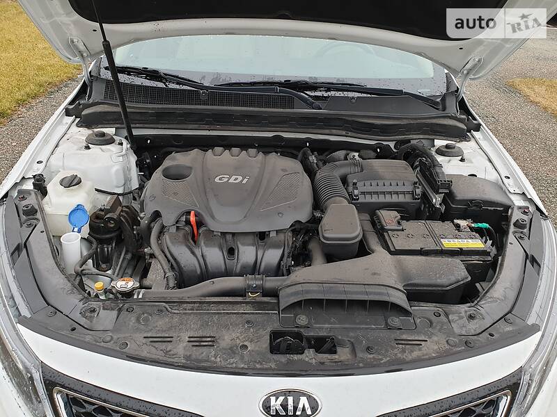 Седан Kia Optima 2015 в Києві