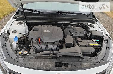 Седан Kia Optima 2015 в 