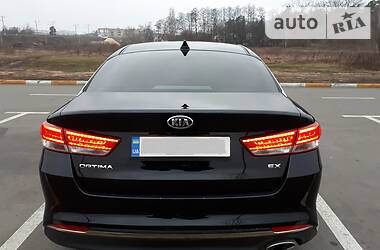 Седан Kia Optima 2016 в 