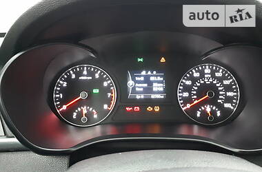 Седан Kia Optima 2016 в 
