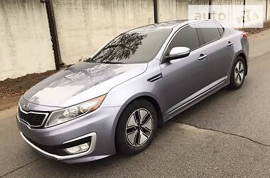 Седан Kia Optima 2011 в 