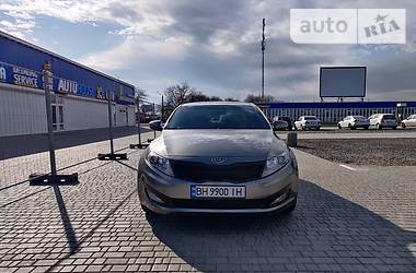Седан Kia Optima 2012 в 