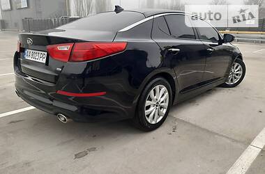 Седан Kia Optima 2015 в 