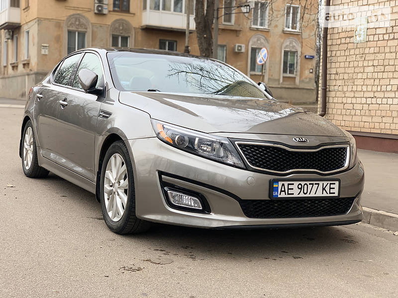 Седан Kia Optima 2014 в Кривому Розі