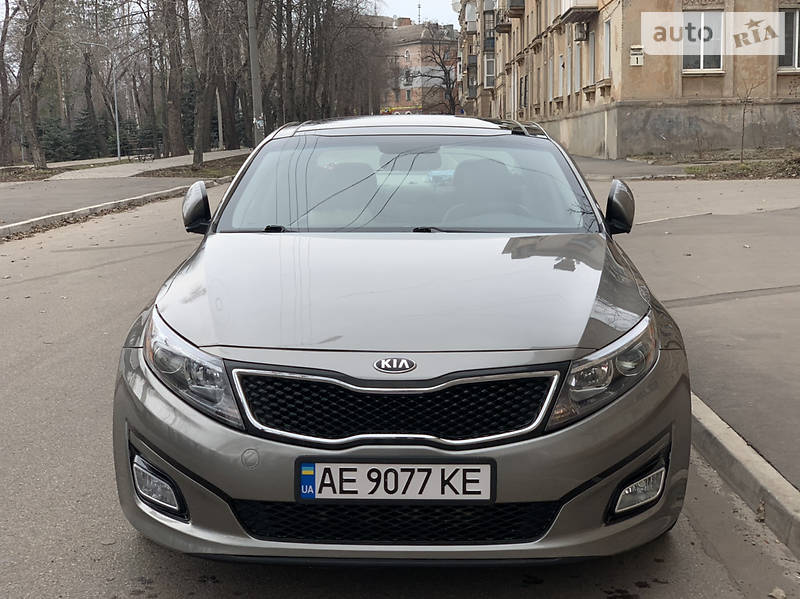 Седан Kia Optima 2014 в Кривому Розі