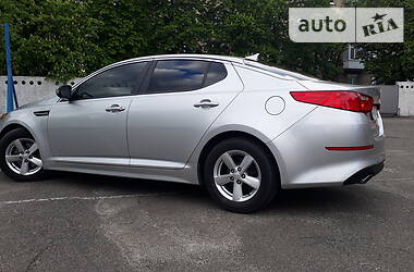 Седан Kia Optima 2013 в Киеве