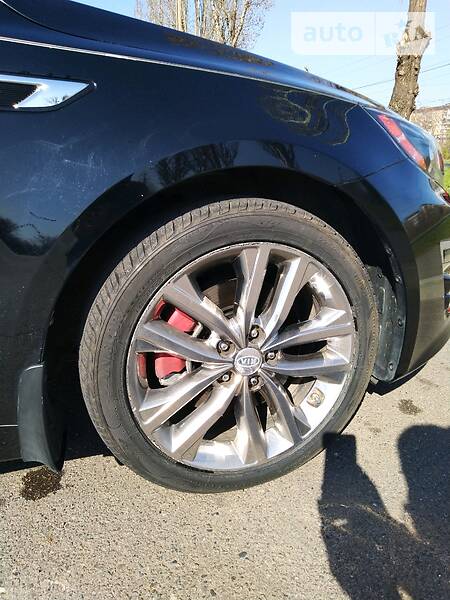 Седан Kia Optima 2015 в Кривому Розі