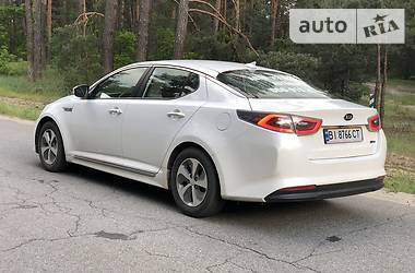 Седан Kia Optima 2014 в 