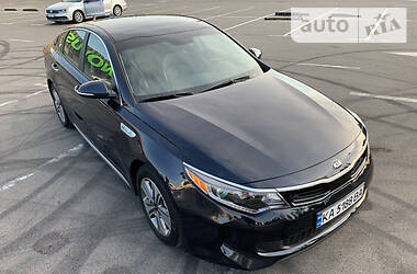 Седан Kia Optima 2017 в Киеве