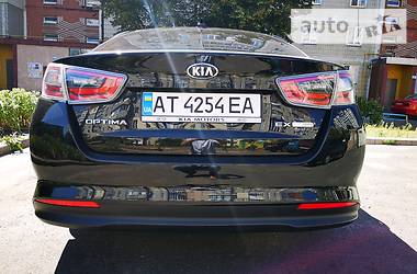 Седан Kia Optima 2014 в Києві