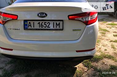 Седан Kia Optima 2013 в Киеве