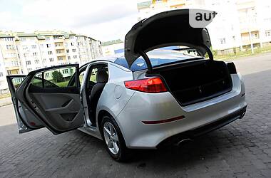 Седан Kia Optima 2014 в 