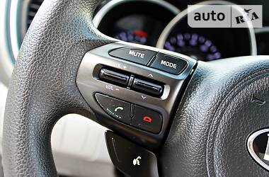 Седан Kia Optima 2014 в 