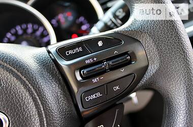 Седан Kia Optima 2014 в 