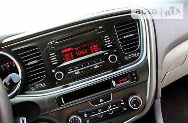 Седан Kia Optima 2014 в 