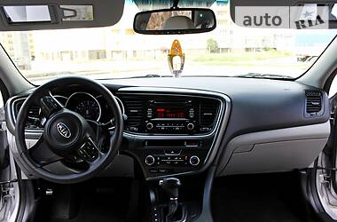 Седан Kia Optima 2014 в 