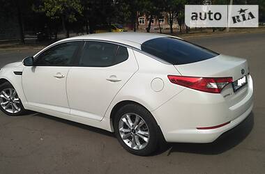 Седан Kia Optima 2012 в Дружковке