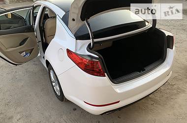 Седан Kia Optima 2013 в Одессе