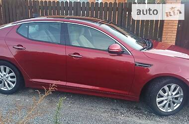 Седан Kia Optima 2014 в Киеве