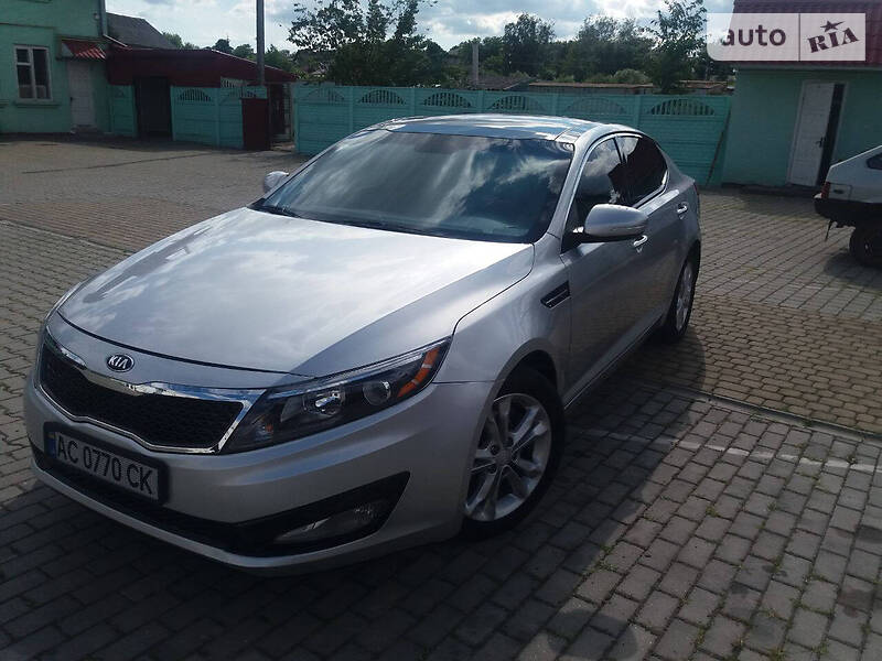 Седан Kia Optima 2013 в Луцьку
