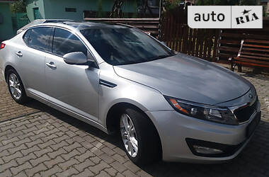 Седан Kia Optima 2013 в Луцке