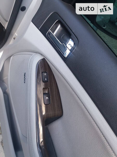 Седан Kia Optima 2013 в Луцьку