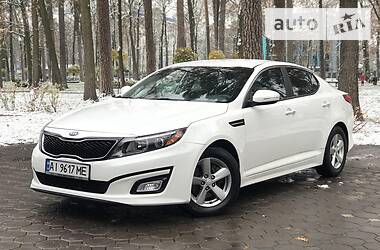 Седан Kia Optima 2015 в Киеве