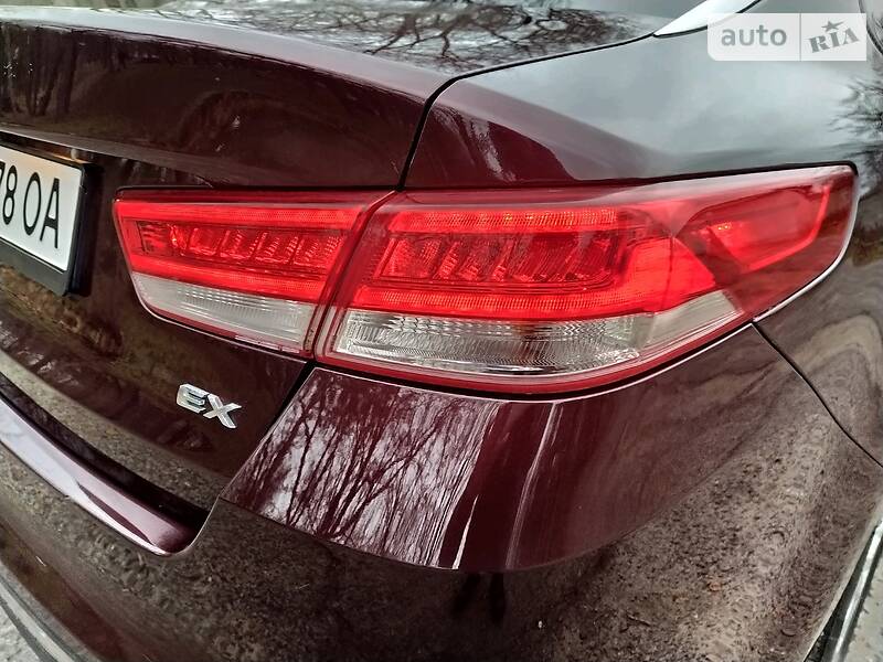 Седан Kia Optima 2016 в Одессе
