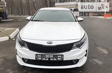 Седан Kia Optima 2017 в Днепре